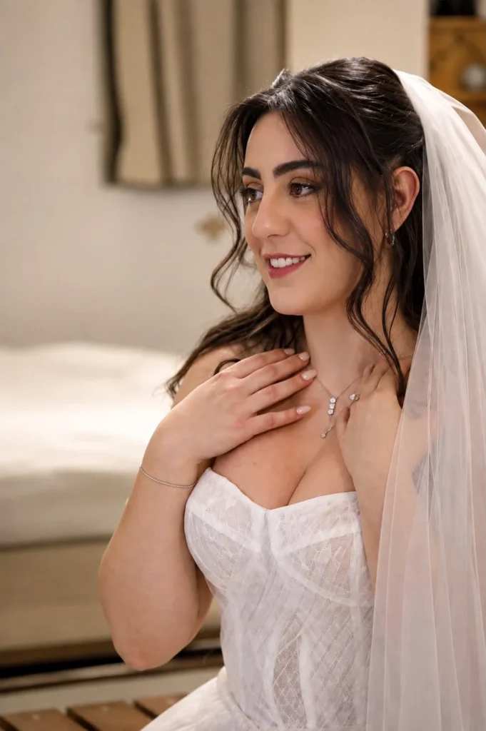 Aviya, כלה